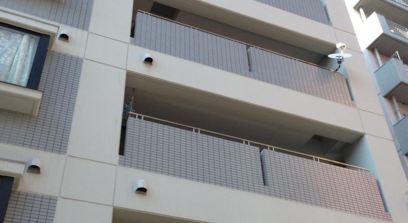 Osaka Tenma House