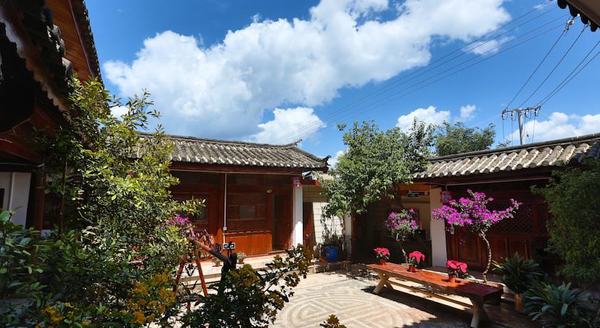 Kimbro Inn Third Yard