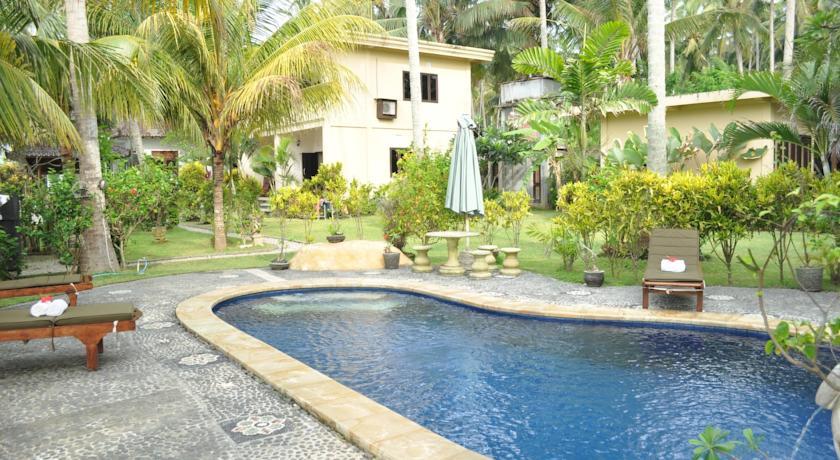 Отель Crystal Beach Bali