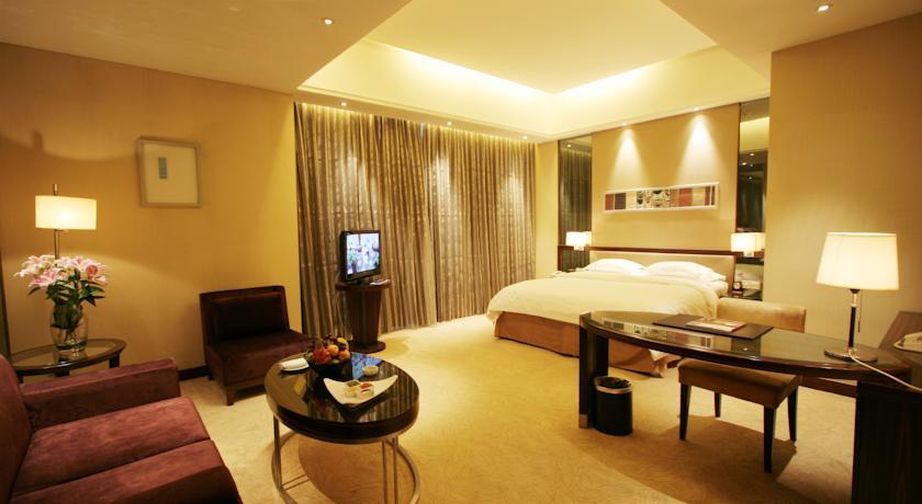 Отель Luxemon Xinjiang Yindu Hotel
