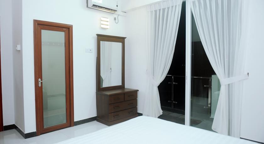 Апартаменты Beach Apartment