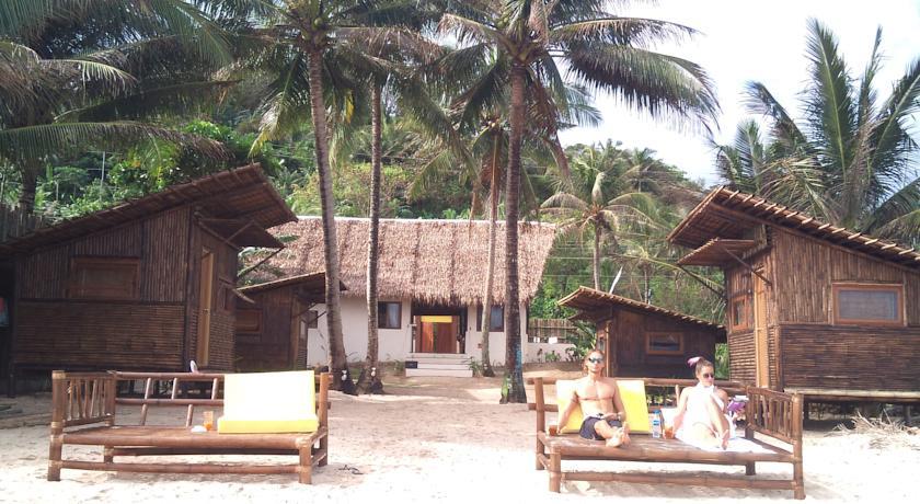 Отель Mangoriders Beach Club