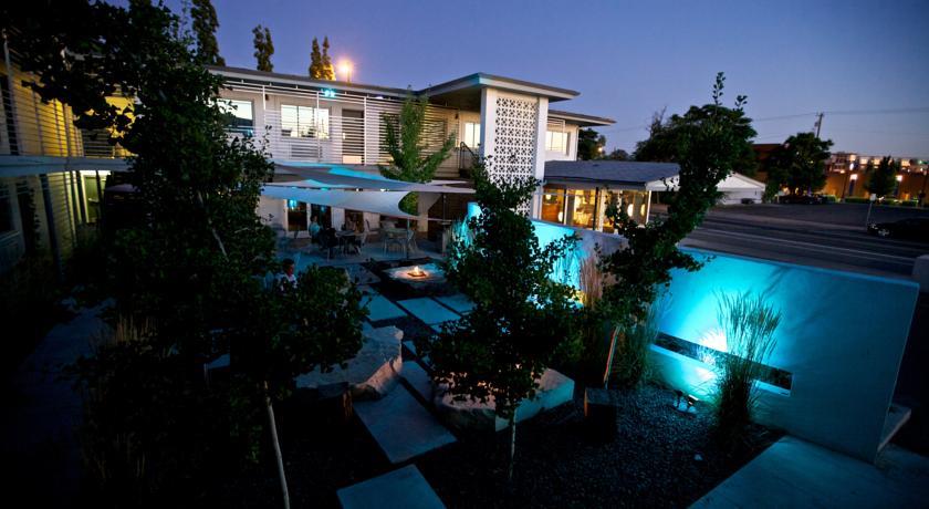 Отель Modern Hotel