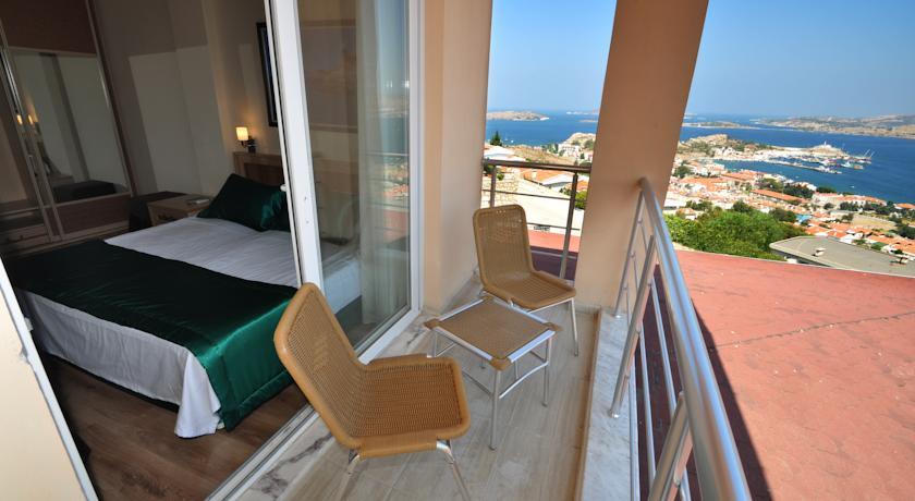 Отель Foca Denizkent Hotel & Café
