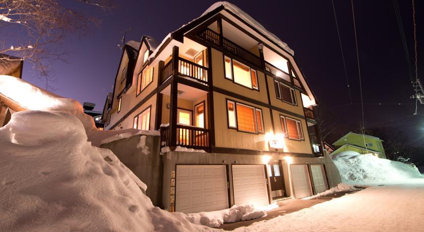 Апартаменты Kamakura Apartments