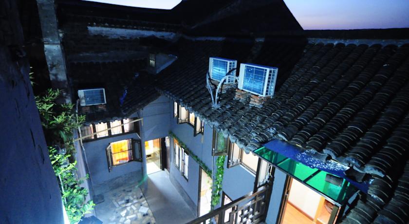 Отель Fengzhiqing Inn