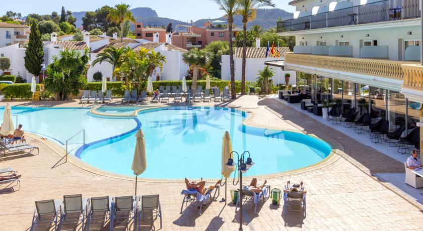 Апартаменты Aparthotel La Pérgola