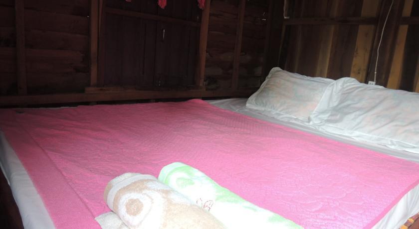 Отель Savit Sarin Homestay