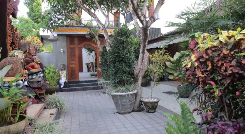 Putri Homestay