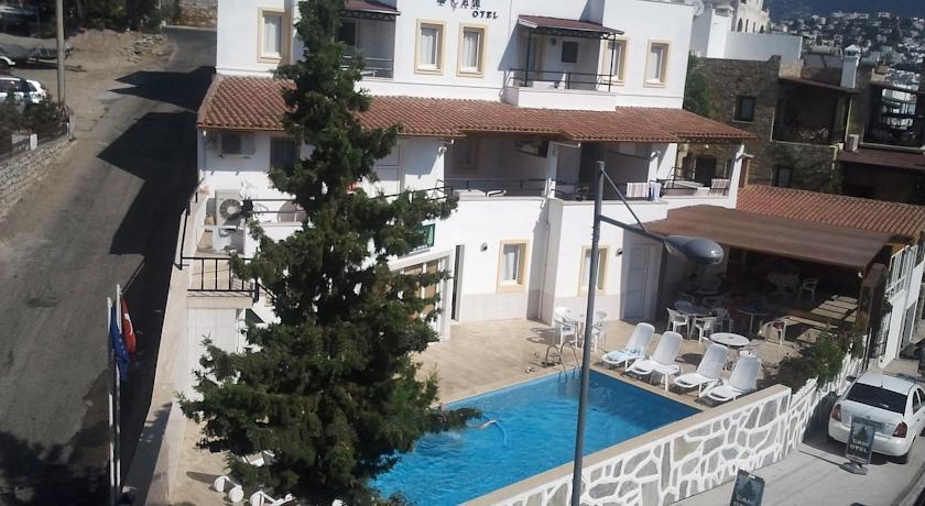 Cam Hotel