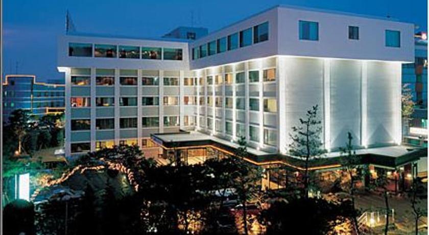 Отель Benikea Gyeongpo Beach Hotel