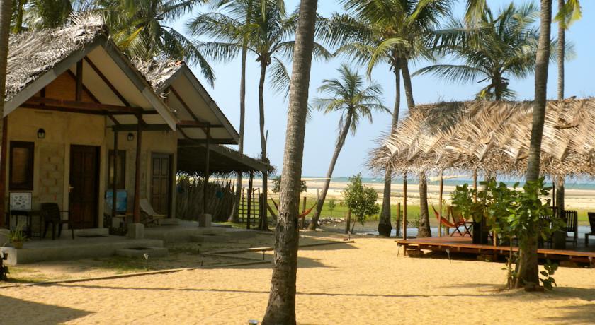 Отель Diyamba Beach Resort