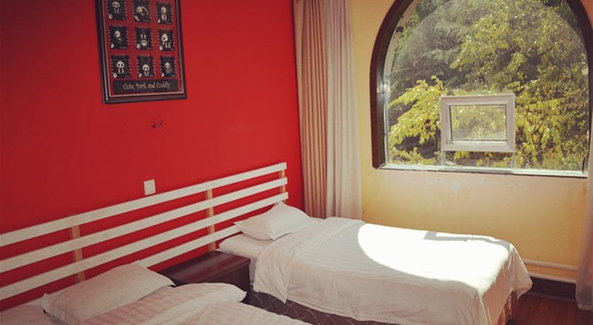 Хостел Old Observatory Youth Hostel Qingdao