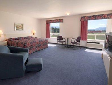 Отель Super 8 Invermere