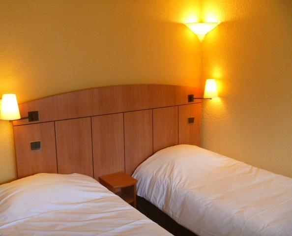 Отель Kyriad Tarbes Odos