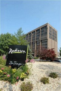 Отель Radisson Hotel New Rochelle