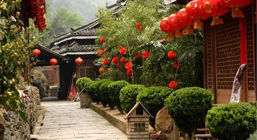 Отель Longsheng DTW Hot Spring Folk Culture Resort