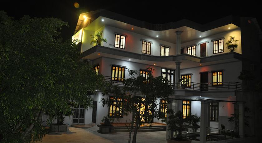 Отель Tuan Ngoc Hotel