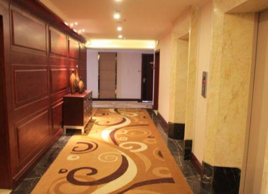 Ray Gine Hotel
