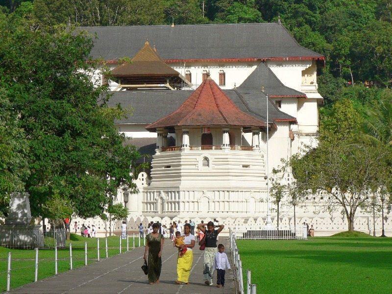 Araliya Holiday Bungalow