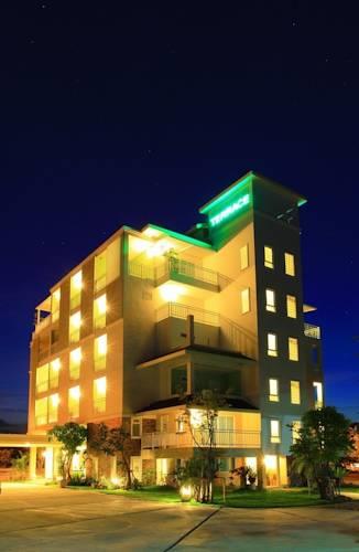 Отель The Terrace Hotel