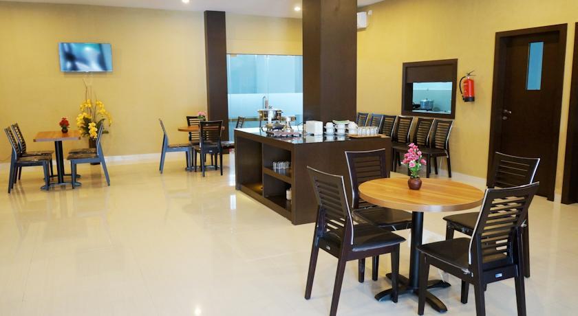 Отель Parma Indah Hotel