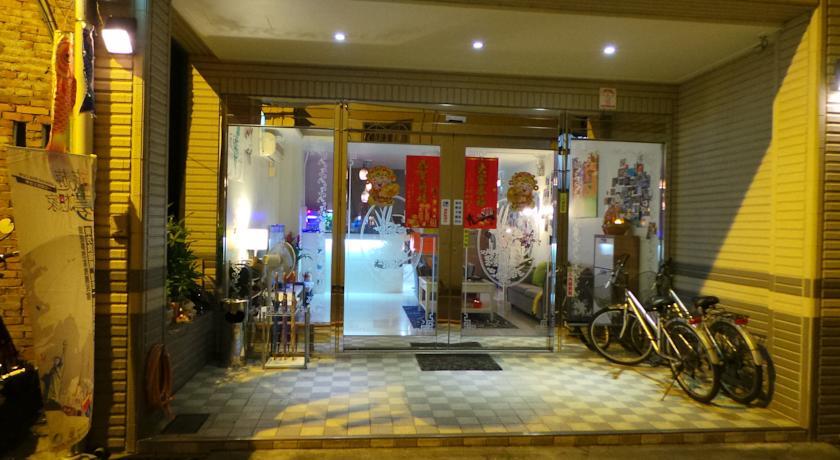 Отель Atayal Xiang Gen Bed and Breakfast