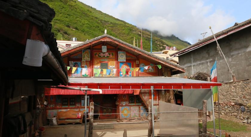 Jiuzhaigou Huajian Hostel