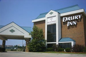 Отель Drury Inn & Suites St. Joseph