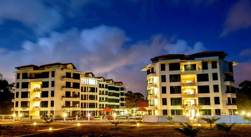 Отель Samsuria Beach Resort & Residence