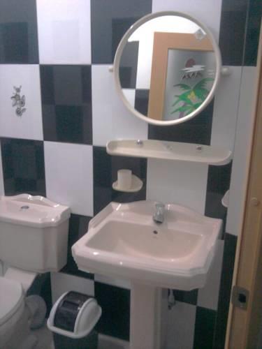Мини-отель Leisure Mount View Holiday Inn