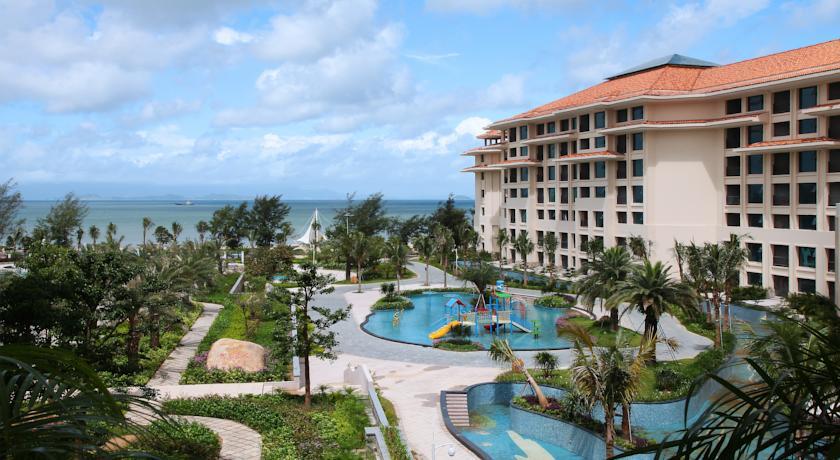 Отель Regal Palace Resort