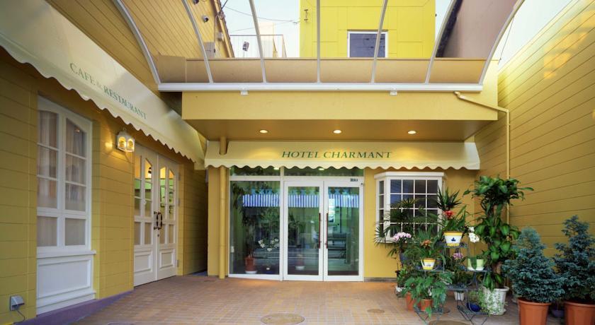Отель Hotel Charmant