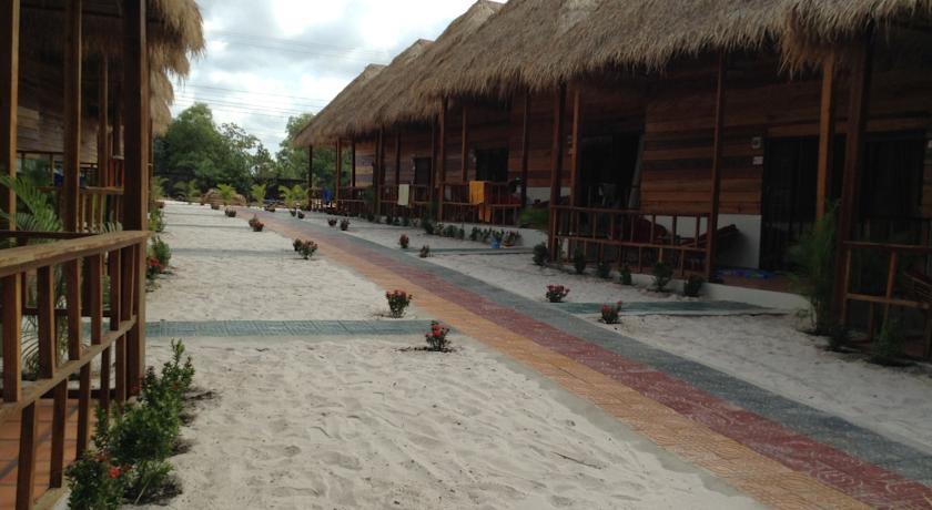Отель Otres Lodge