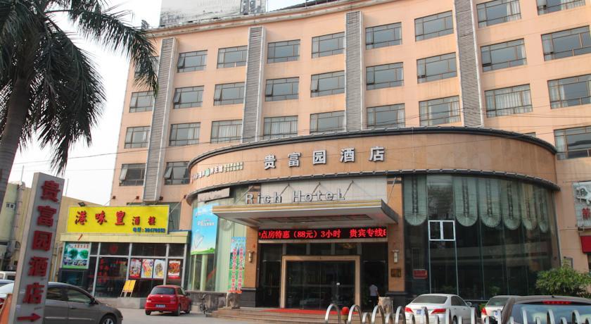 Rich Hotel