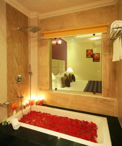 Отель Resort De'Alturas