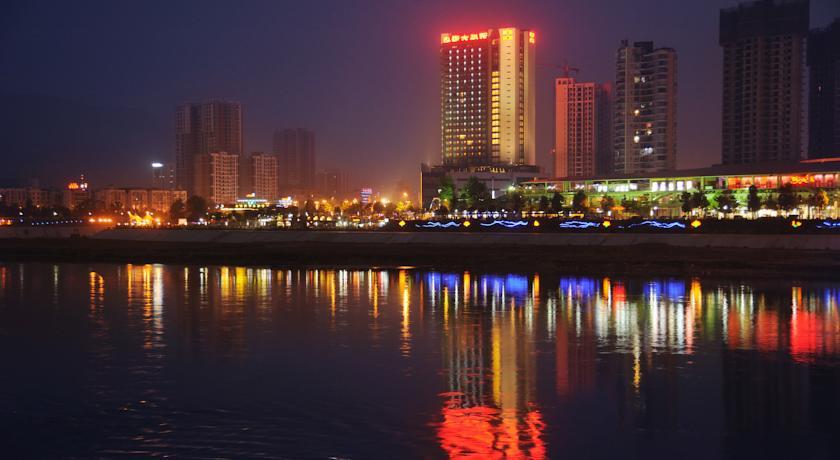 Отель Tiancheng Grand Hotel