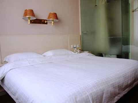 Отель Super 8 Changchun Renmin Avenue
