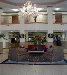 Отель Comfort Suites Milledgeville