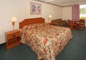 Отель Econo Lodge Stone Mountain