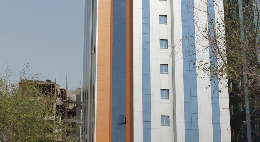Апартаменты Laguna Hotel Suites
