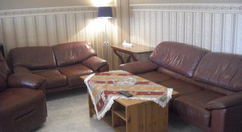 Zimmer Arad