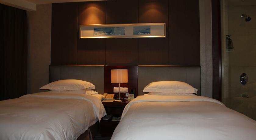Отель Kunming Haitian Hotel