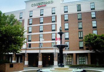 Отель Courtyard Springfield Downtown