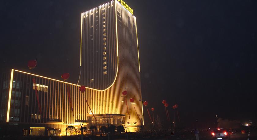 Отель Yangzhong Firth Jinling Grand Hotel