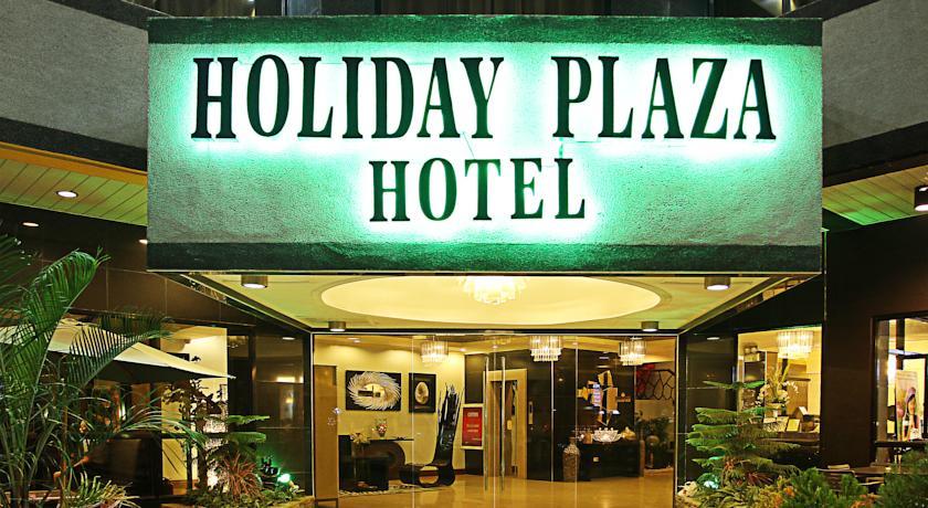 Отель Holiday Plaza Hotel