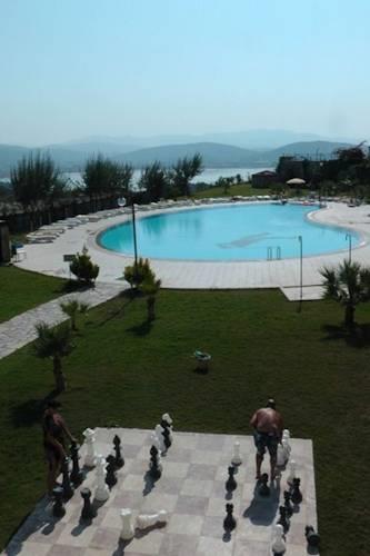 Апартаменты Flamingo Country Clup Serenity