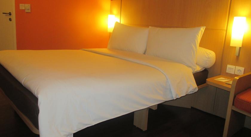 Отель Ibis Surabaya City Center