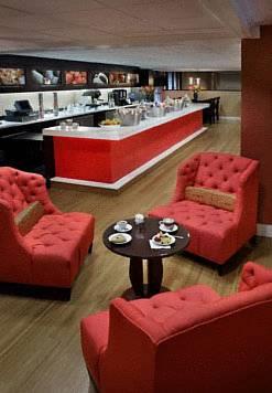 Отель Westchester Marriott