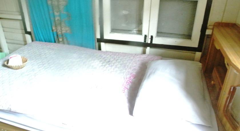 Baan Naiamphur Guesthouse